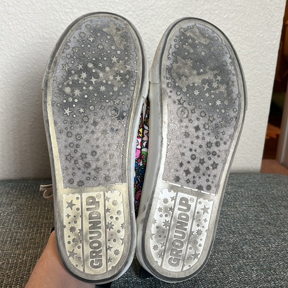 Super Mario Nintendo Sneakers Size 6 - Picture 3 of 6